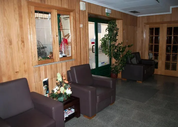 Отель O Encontro Sendim (Braganca)