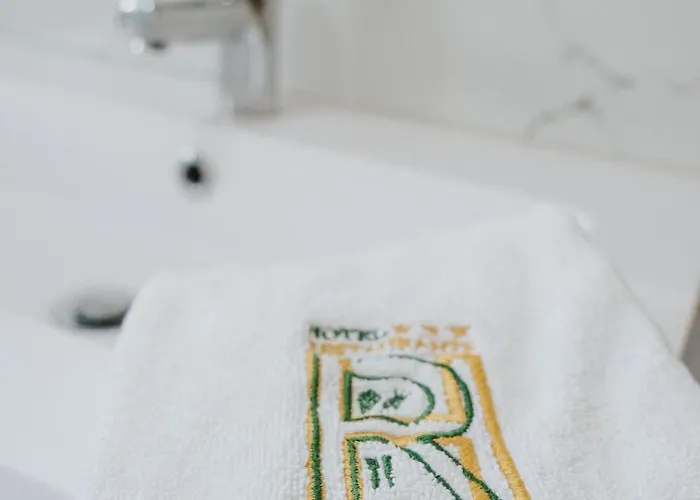 فندق O Encontro Sendim (Braganca)